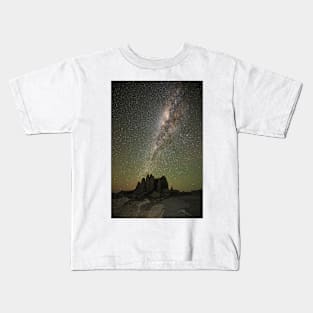 Milky Way over Kubu Island, Botswana (C029/9764) Kids T-Shirt